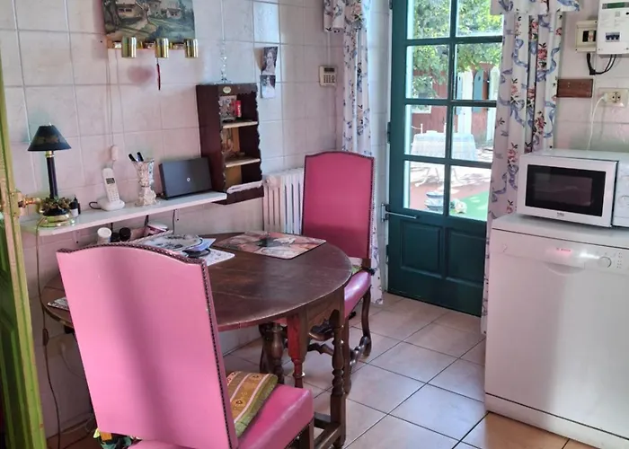 La Maison De Coraline 아파트 루